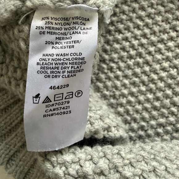 Loft Gray Women's Sweater - Picture 5 of 5